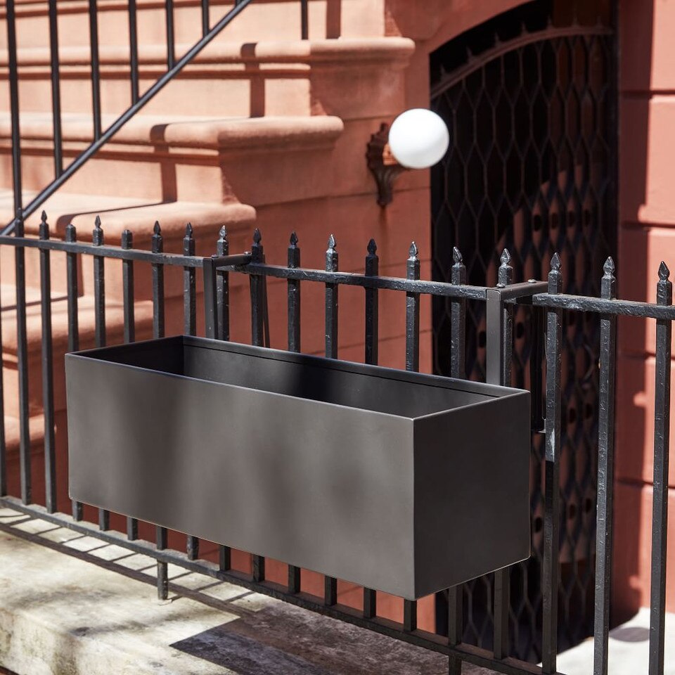 Streamline Railing Planter