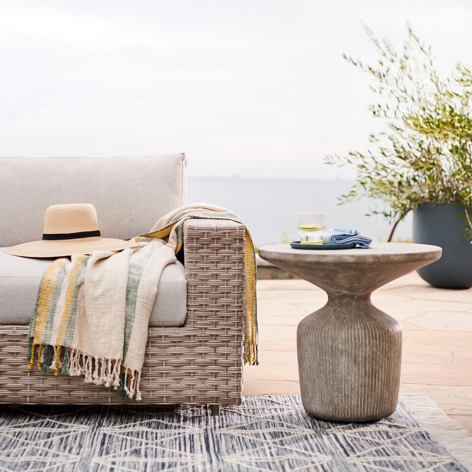 Tambor Outdoor Round Side Table (53 cm)