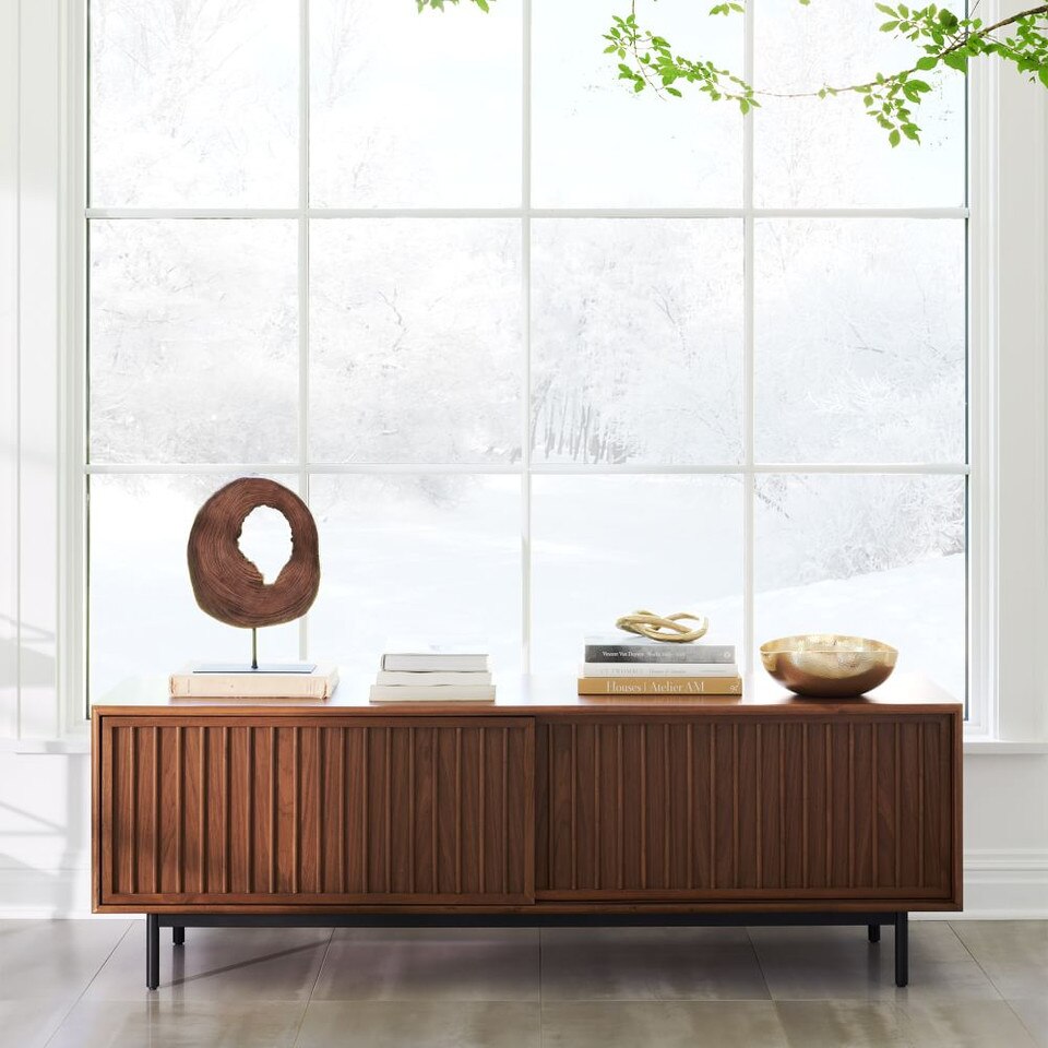 Wood Slice Object on Stand